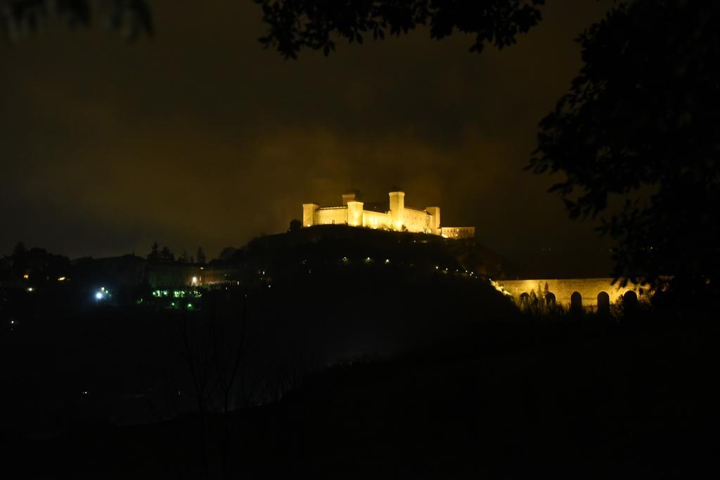 Hotel Clarici Spoleto Buitenkant foto