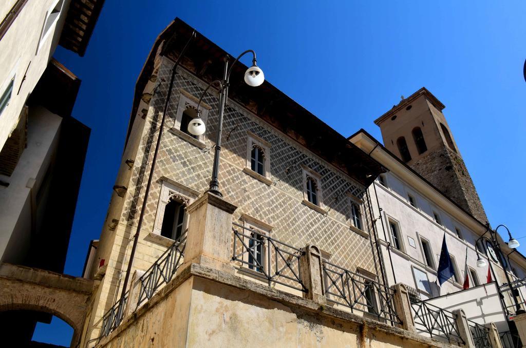 Hotel Clarici Spoleto Buitenkant foto