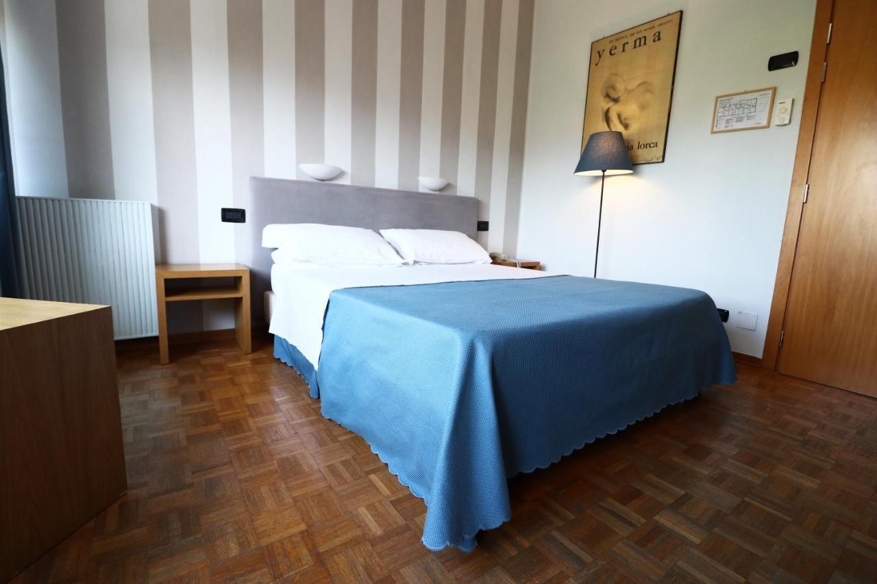 Hotel Clarici Spoleto Buitenkant foto